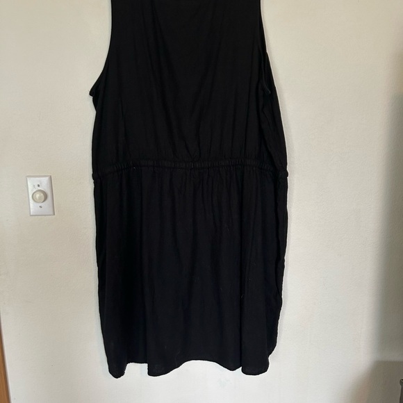 Old Navy Plus Size 4X Linen-Blend tie Waist Dress - Picture 4 of 10
